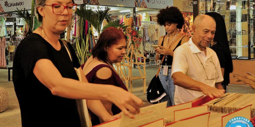 06-07 - 11ª FEIRA DE VINIL-011