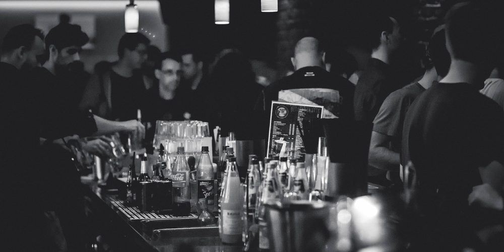 bar-463476_1280