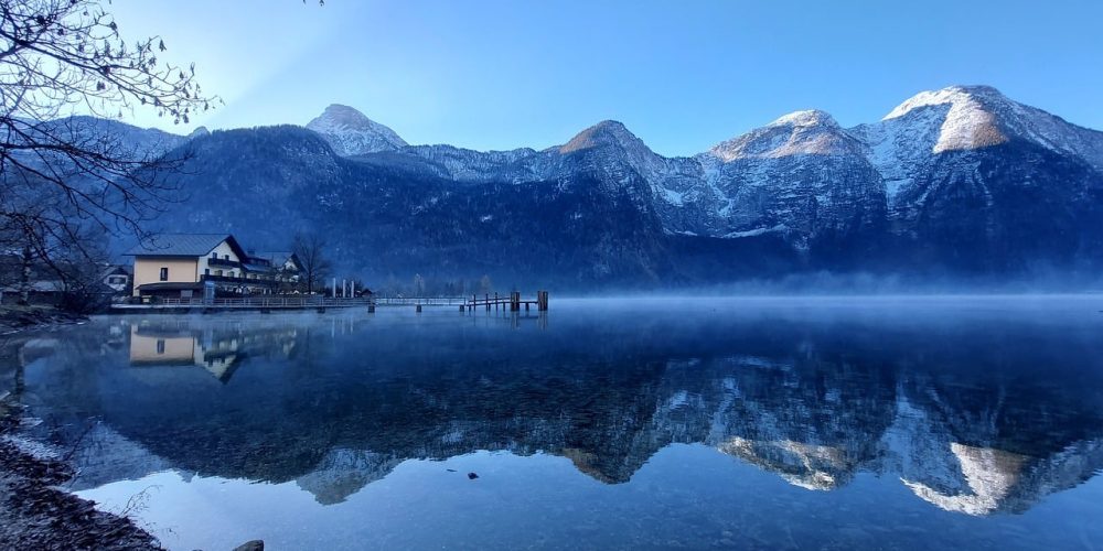 lake-7624330_1280